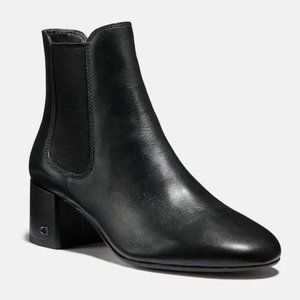 Coach Tia Booties Sz 5